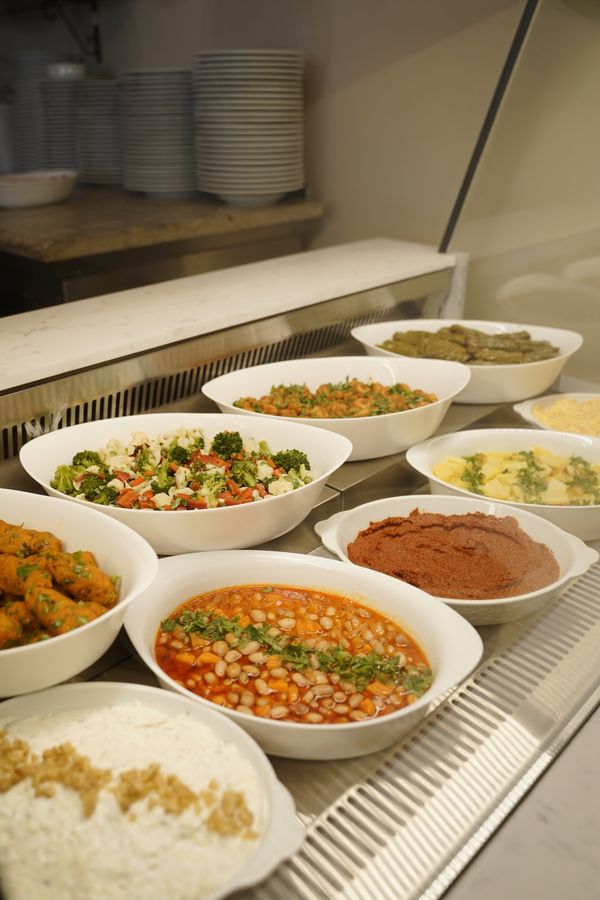 Zeytinyağlılar ve günlük yemeklerden bir kare